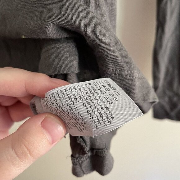 American Eagle Outfitters Women SZ S Gray Life’s A Party Long Sleeve T Shirt NWT - Picture 7 of 8